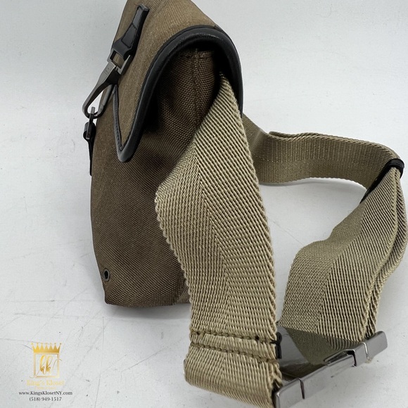 🤎SOLD🤎Gucci belt bag - Picture 3 of 14